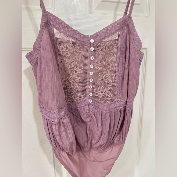 NEW Free People lace trim bodysuit - Picture 10 of 11